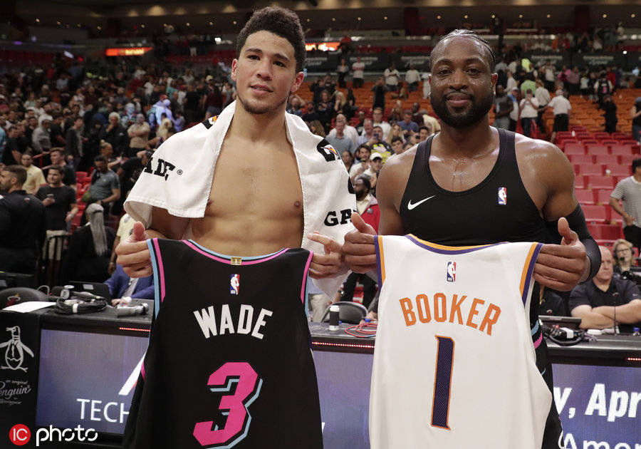 客场硬仗中 客场硬仗中