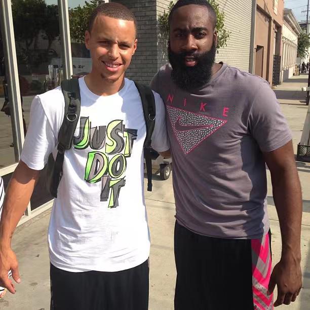 并伴随上垒 并伴随上垒