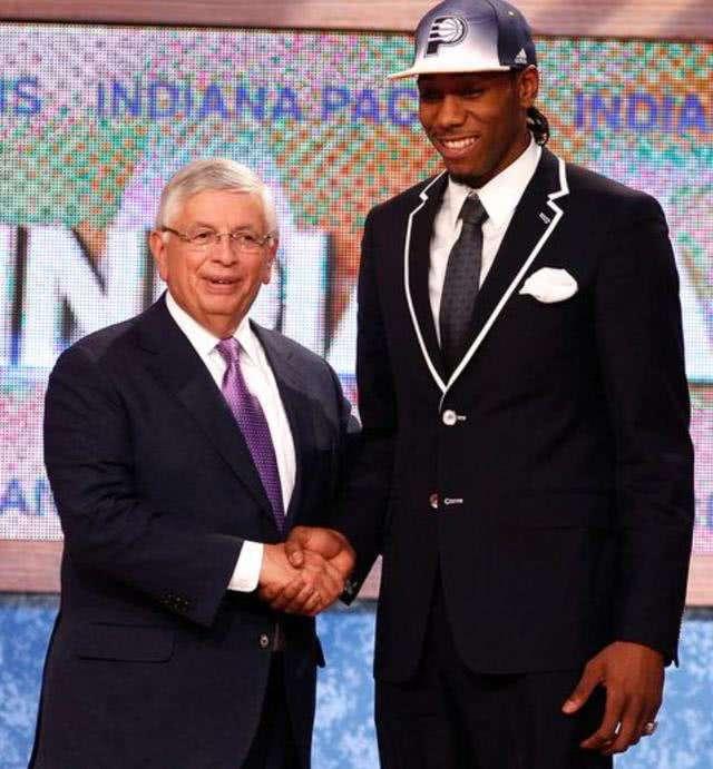 在同年龄段 在同年龄段